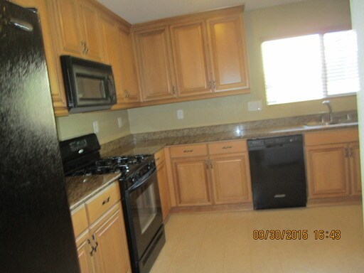 Foto del edificio - Great 2 story home on a cul-de-sac