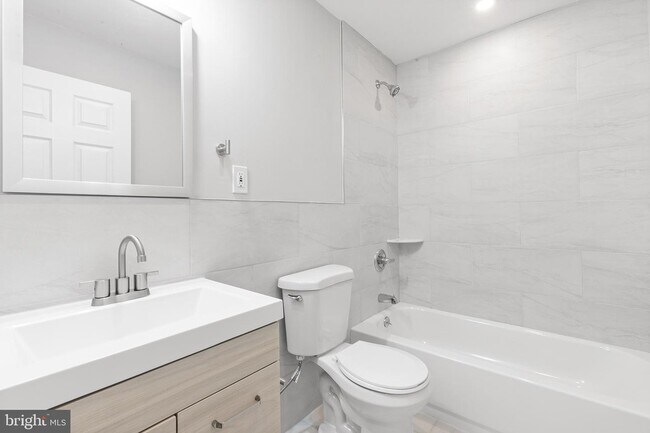 Foto del edificio - 5706 Chestnut St