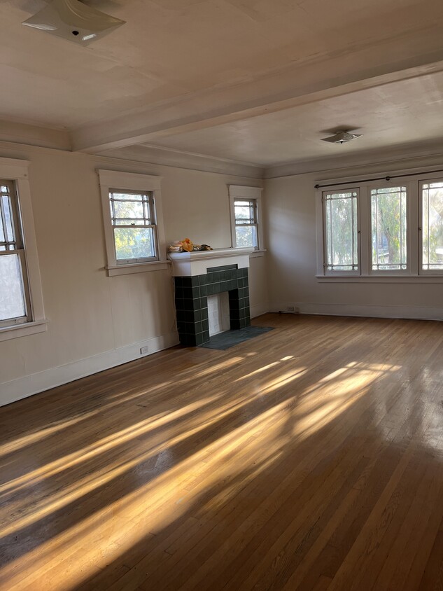 Foto principal - 616 S Louise St