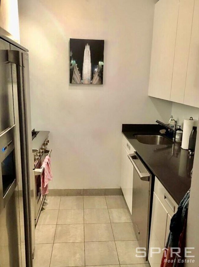 Building Photo - 1 bedroom in New York NY 10038
