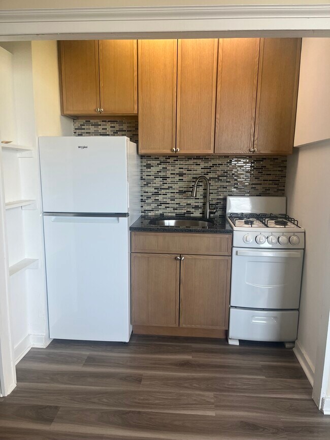 New kitchen - 2601 Pennsylvania Ave