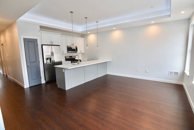 Foto del edificio - 1337 N Franklin St
