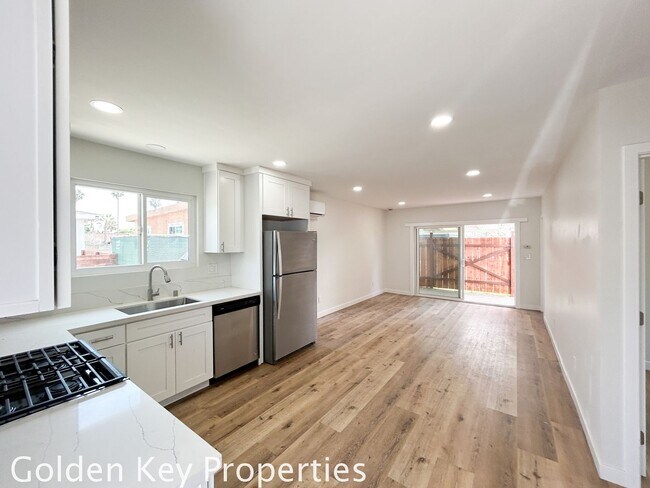 Foto del edificio - Welcome to your beautifully renovated sing...