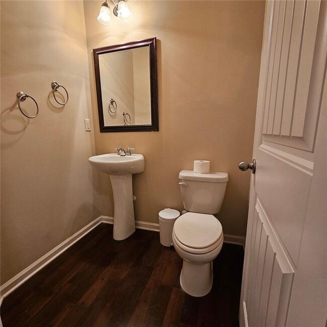 Foto del edificio - 413 Fern Bay Dr SW