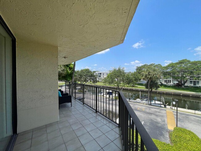 Foto del edificio - 799 Jeffery St