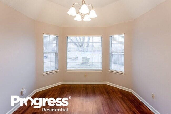 Foto del edificio - 6251 Liberty Point Cove