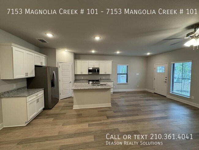 Foto del edificio - 7153 Magnolia Pass