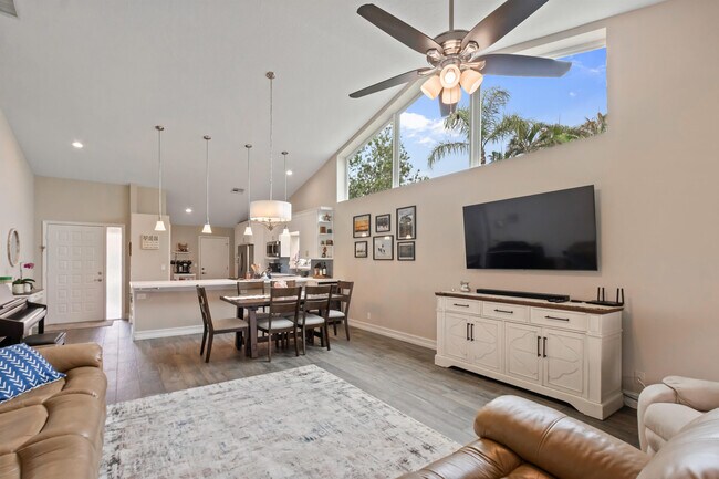 Building Photo - 1401 Mahogany Pl