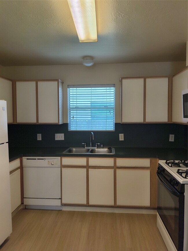 Building Photo - 11723 Berry Meadow Dr