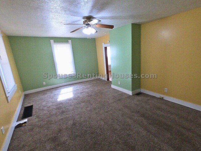 Photo - 212 S Emerson Ave Apartment