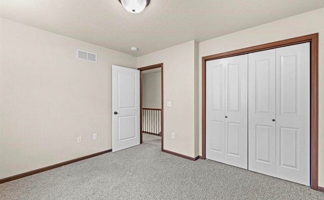 Building Photo - 1659 Burr Dr