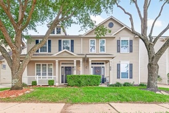 Building Photo - 16855 Mammoth Springs Dr