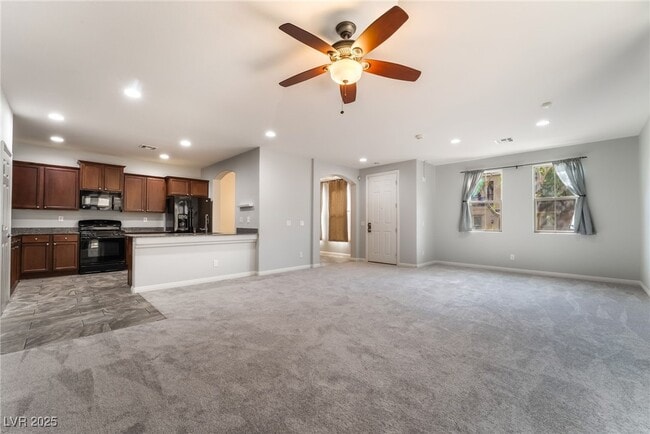 Building Photo - 10917 Mt Pendleton St
