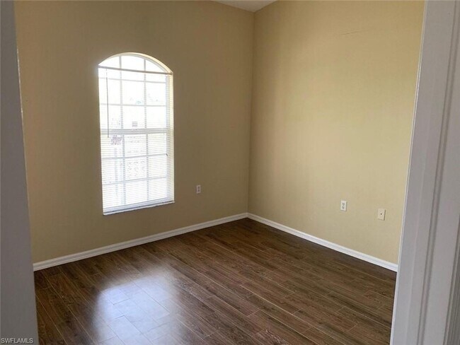 Foto del edificio - 365 Stella Maris Dr N