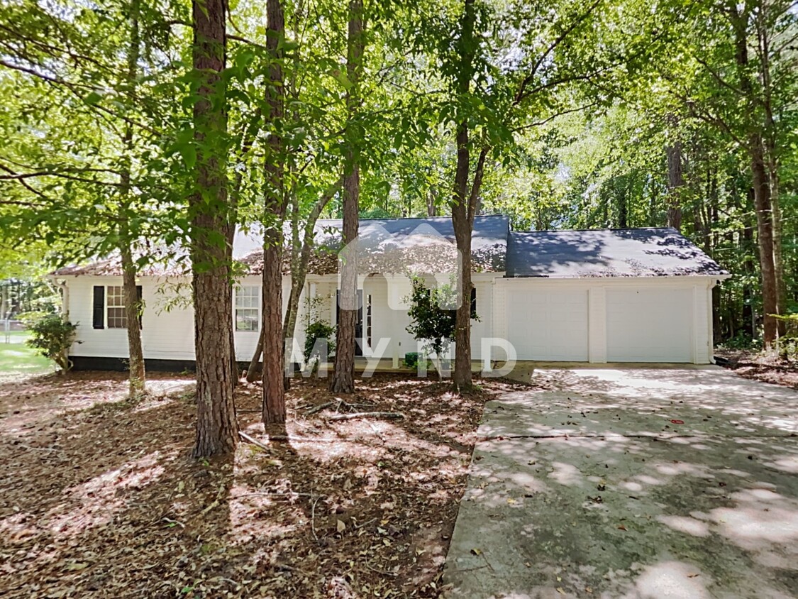 Primary Photo - 140 Countryside Ln