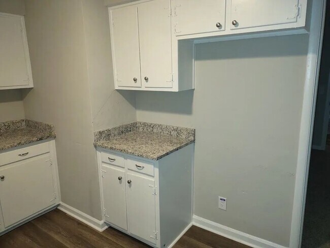 Building Photo - 1273 Bedford Ave