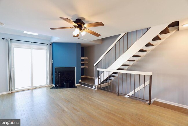 Building Photo - 4393 Pembrook Village Dr