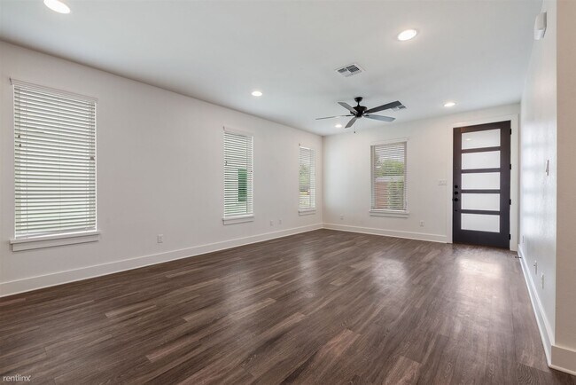 Foto del edificio - 3 br, 3.5 bath House - 200 Fairway Dr