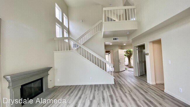 Foto del edificio - 3 br, 3 bath House - 115 Keil Bay