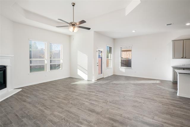 Foto del edificio - 3325 Brady Starr Dr