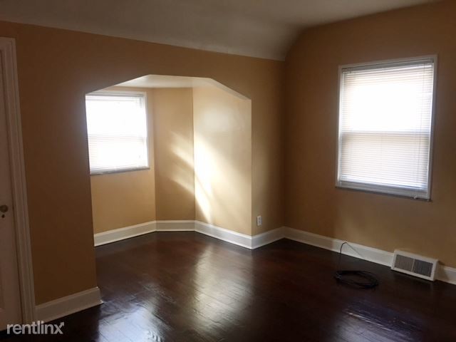 Building Photo - 3 br, 1 bath House - 6102 Yorkshire Rd