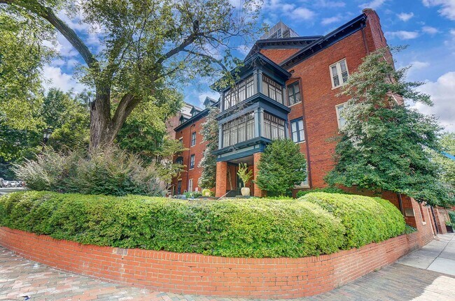 Foto del edificio - 2 Bedroom Condo in Fourth Ward!
