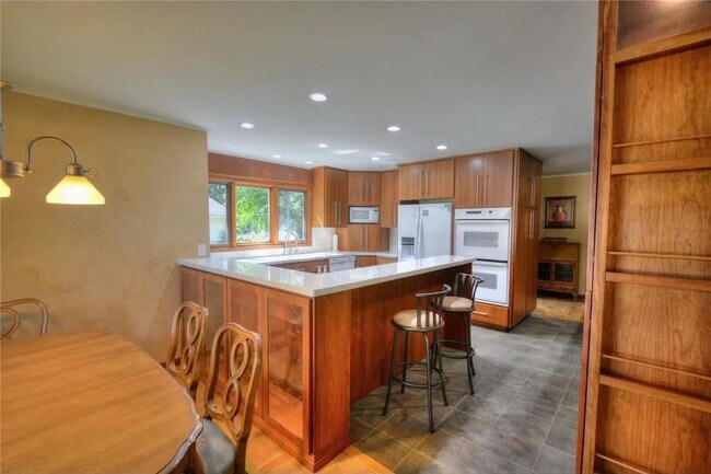 Cocina compartida - 415 12th Ave E
