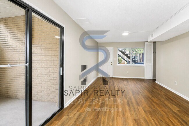 Foto del edificio - 3300 College St