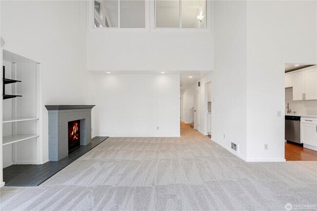 Foto del edificio - 3 bedroom in Seattle WA 98109