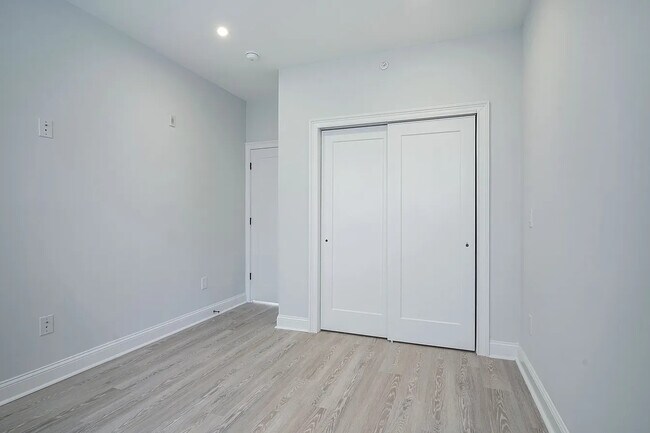 Building Photo - 1222 S 20th St