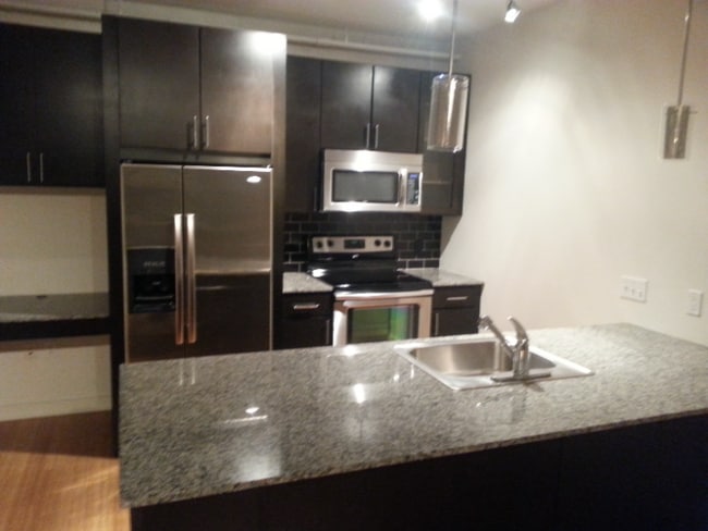 Photo - 125 S Jefferson St Apartment