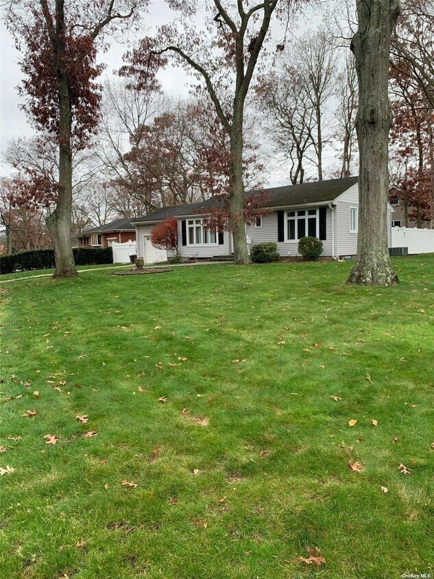 Primary Photo - 705 Parkside Blvd
