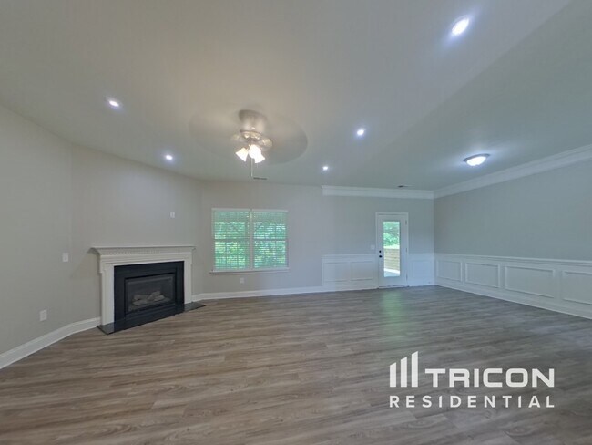 Foto del edificio - 1814 Woods Ln