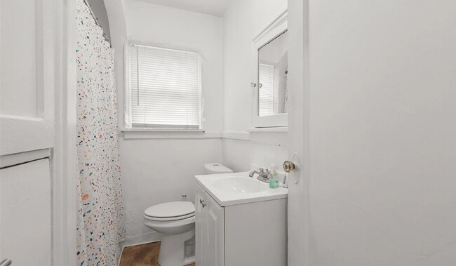 Foto del edificio - Charming DADU 2BD 1 BA