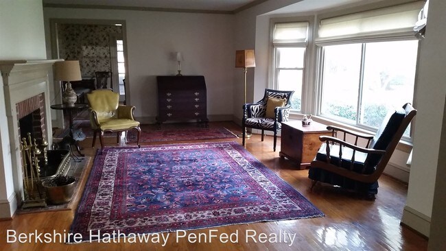 Foto del edificio - 10015 Hobby Hill Rd