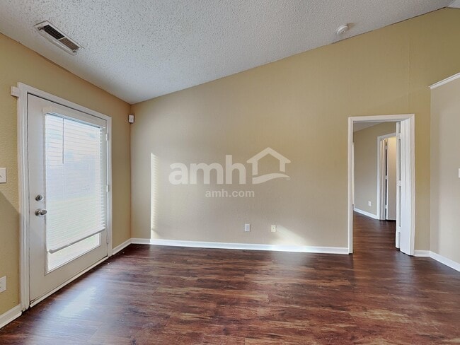 Building Photo - 3742 Laurel Cherry Ln