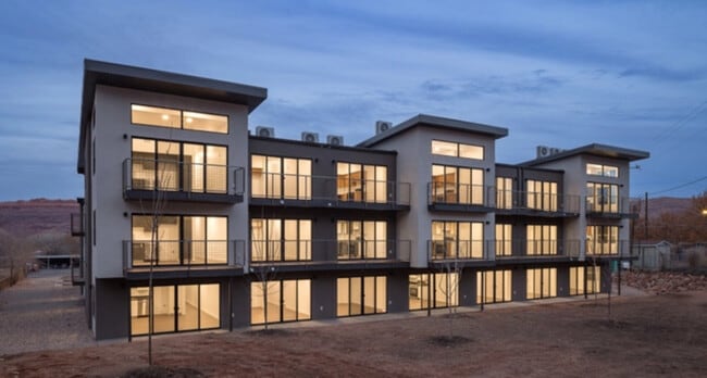 Building Photo - 443 Kane Creek Blvd