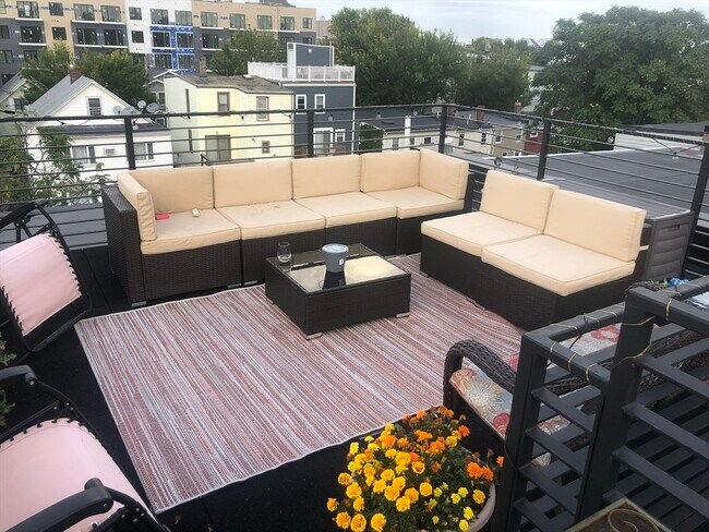 Foto del edificio - 278 Sumner St