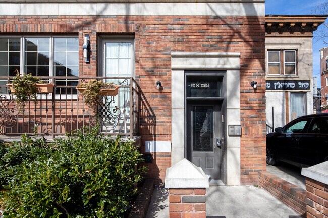 Entrance - 5406-5414 14th Ave
