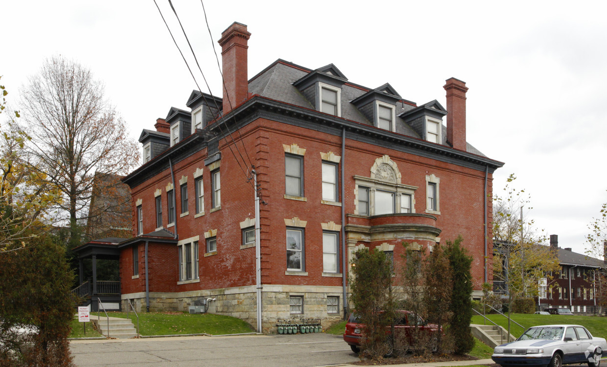 Building Photo - Stanton Avenue