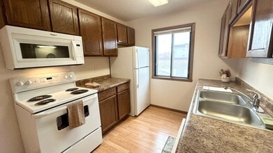 Interior Photo - Evans Place 1