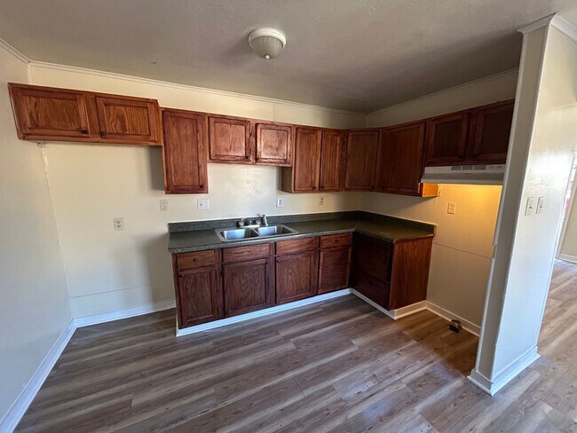 Building Photo - 115 Joiner Ave