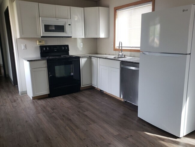 Building Photo - Gladstone