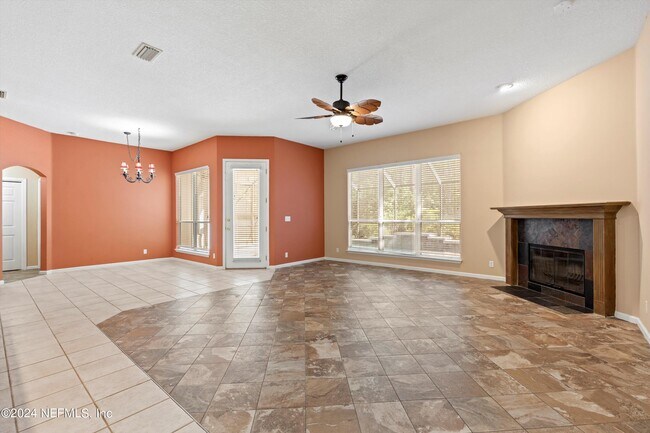 Building Photo - 4093 Lonicera Loop