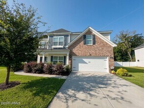 Building Photo - 170 Thistle Ln