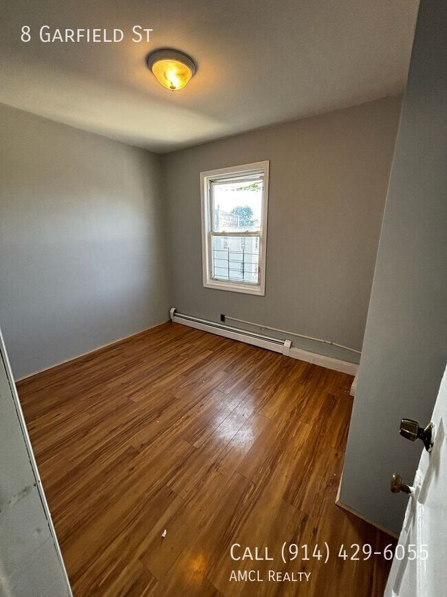 Foto del edificio - 8 Garfield St