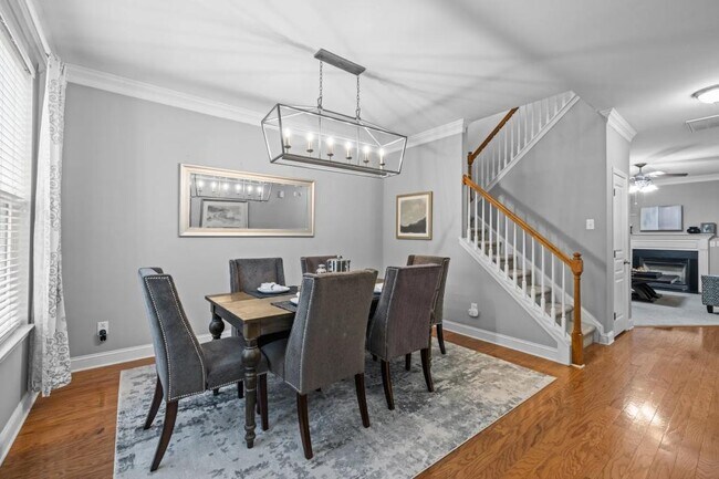 Foto del edificio - 552 Stobhill Ln