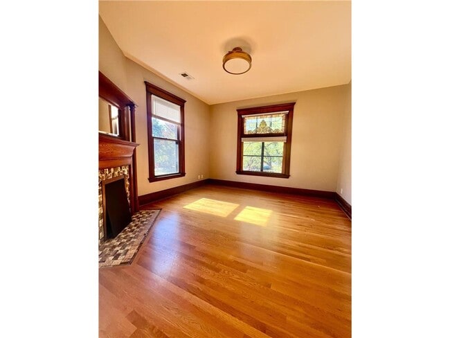 Building Photo - 1609 Elliot Ave