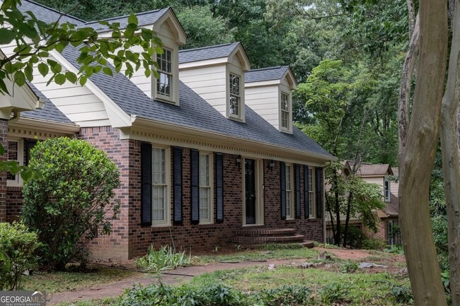 Building Photo - 2858 Livsey Dr