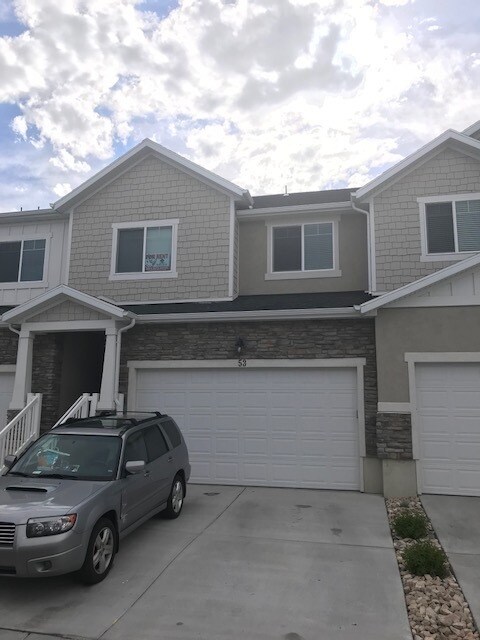 Building Photo - 4 Bed/2.5 Bath Townhome in Lehi - FREE 65" TV